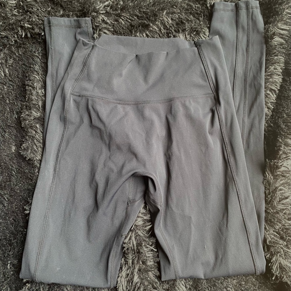 Alphalete athletic leggings